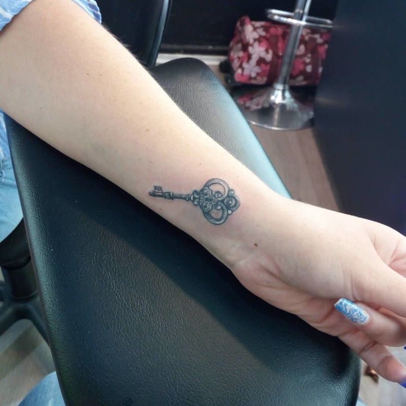 Tatuaje-llave-Combinación-de-los-diseños-del-tatuaje-llave-y-cerradura-para-todos