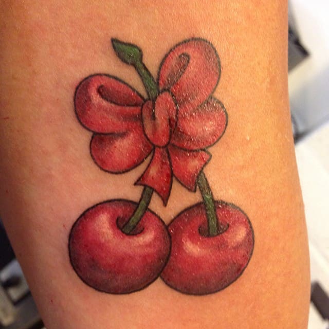 Tatuajes-de-cerezas-Las-ideas-y-tendencias-de-tatuaje-de-cereza-dulce-para-todos